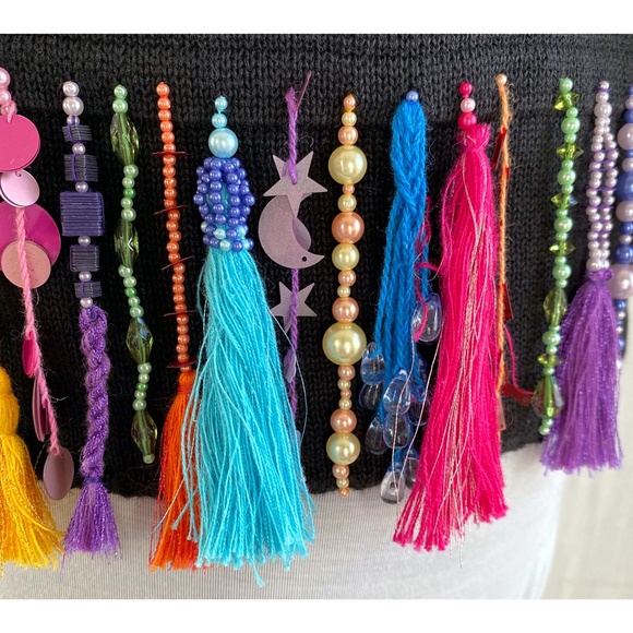 MICHAEL SIMON Dangling Jewel + Tassle Knit Top - Picture 10 of 10